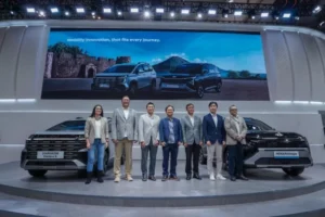 Hyundai perkenalkan harga semakin terjangkau stargazer cartenz Giias 2026